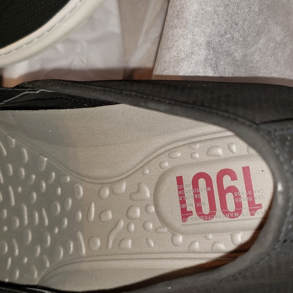 1901 Quality Manufacturing Co NEW Men's VENICE Perforated Suede Slip-On Shoes 45 - Picture 7 of 16